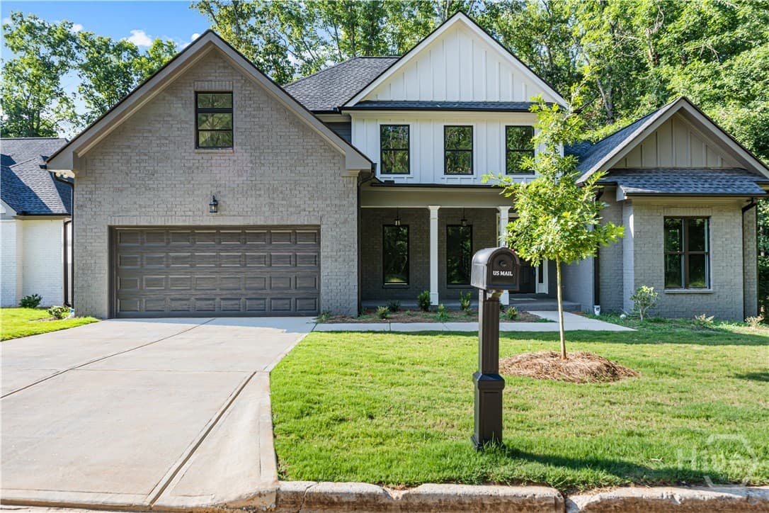 370 Ansley Drive - Photo 1