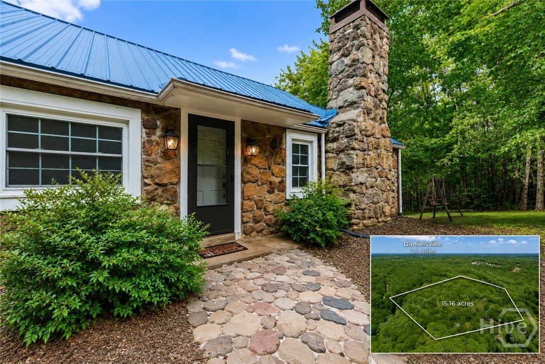 973 Floyd Road - Photo 1