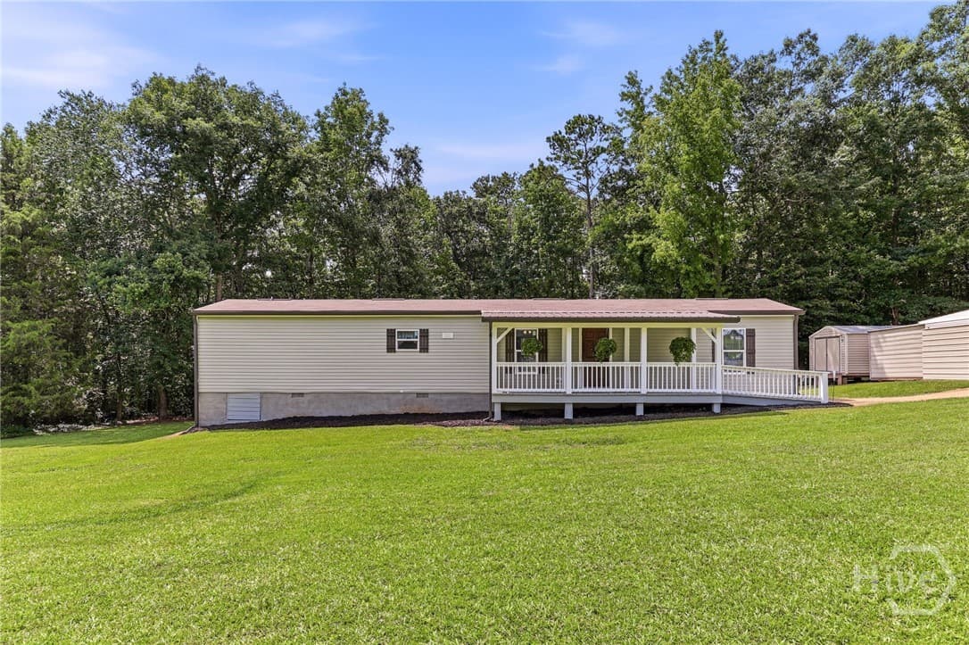 202 Oak Circle - Photo 1