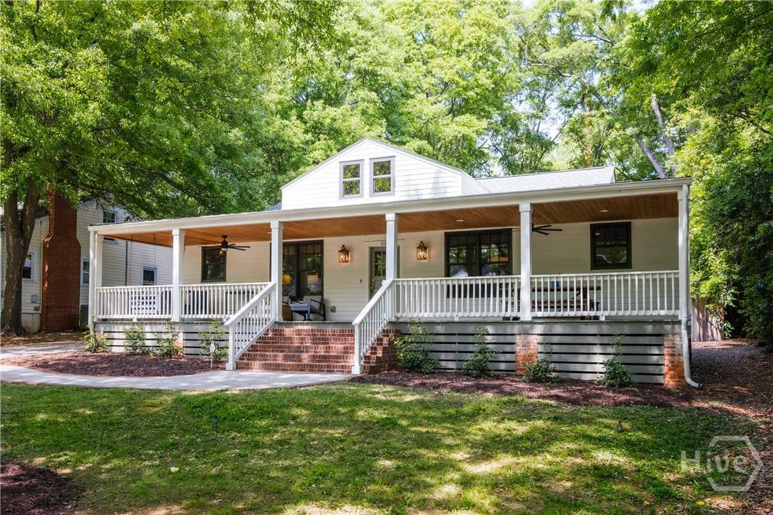 234 Sunset Drive - Photo 1