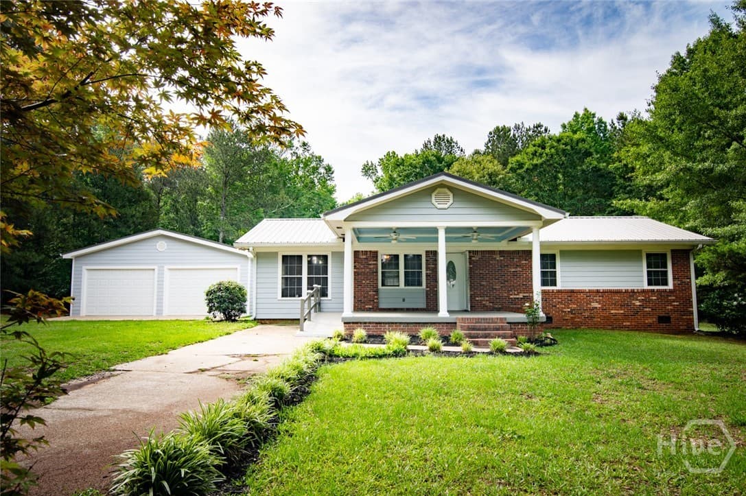 1061 Old Salem Road - Photo 1