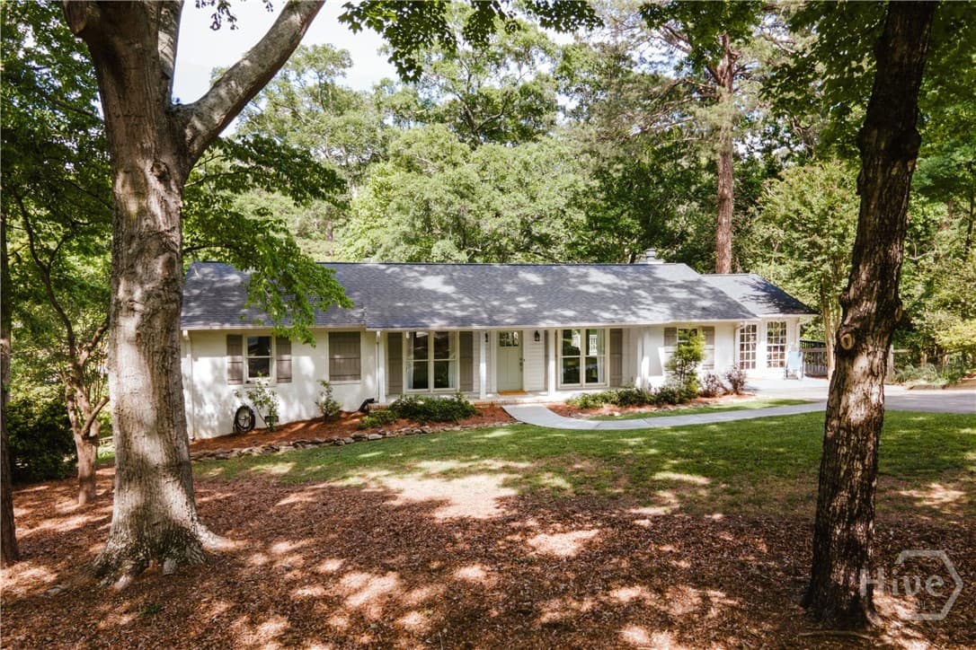 170 Timberlane Drive - Photo 1