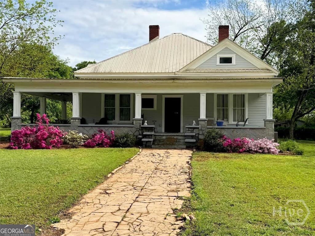 670 S Railroad Avenue - Photo 1