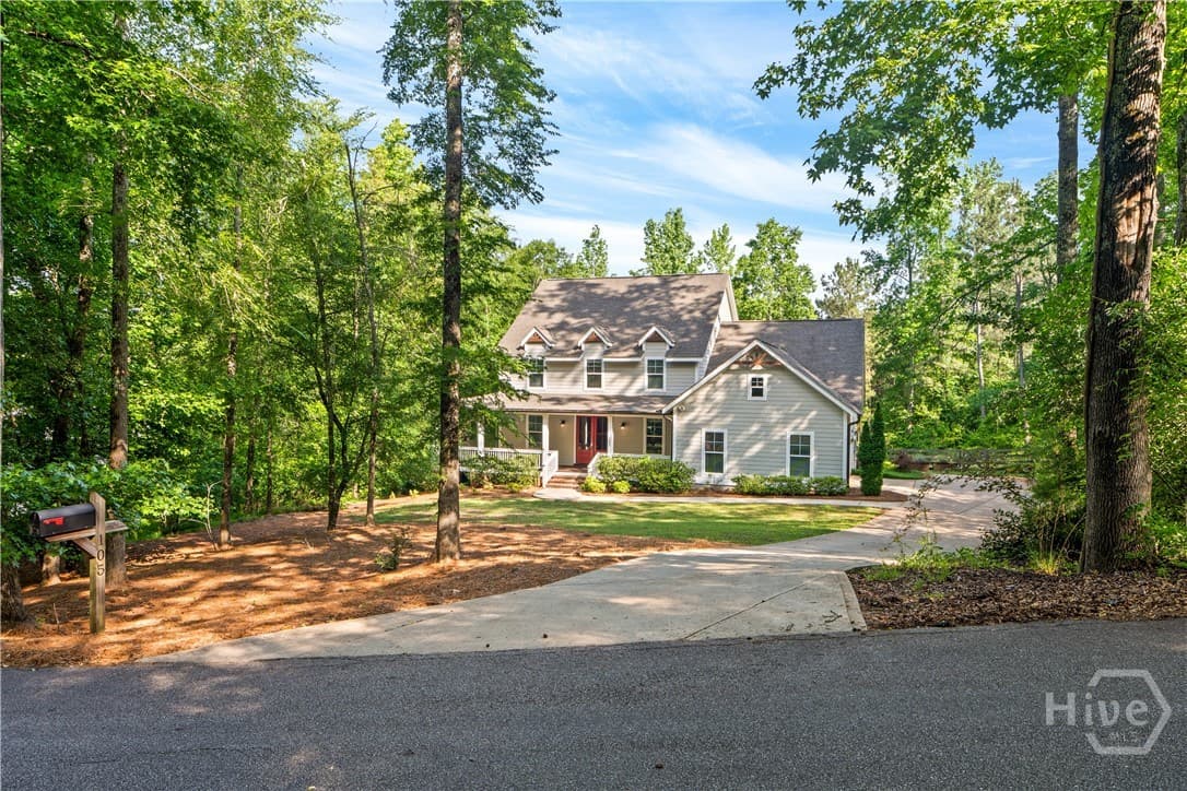 105 Inverness Road - Photo 1