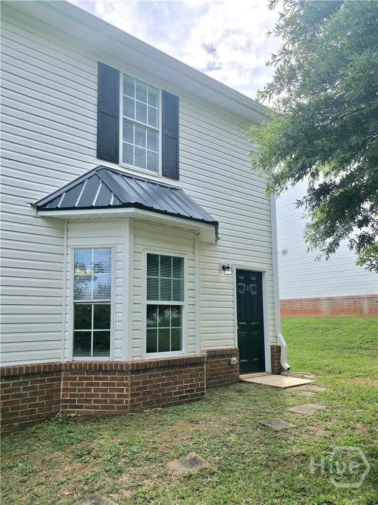 115 Westchester Circle - Photo 1