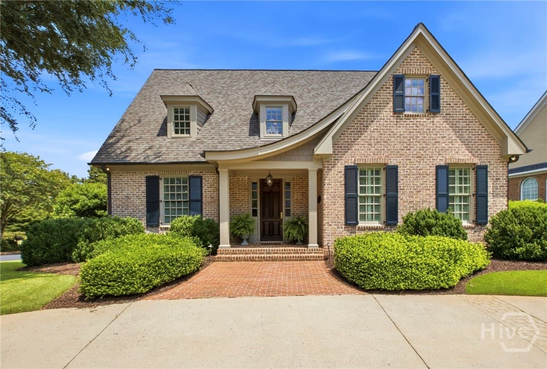 221 Hamilton Road