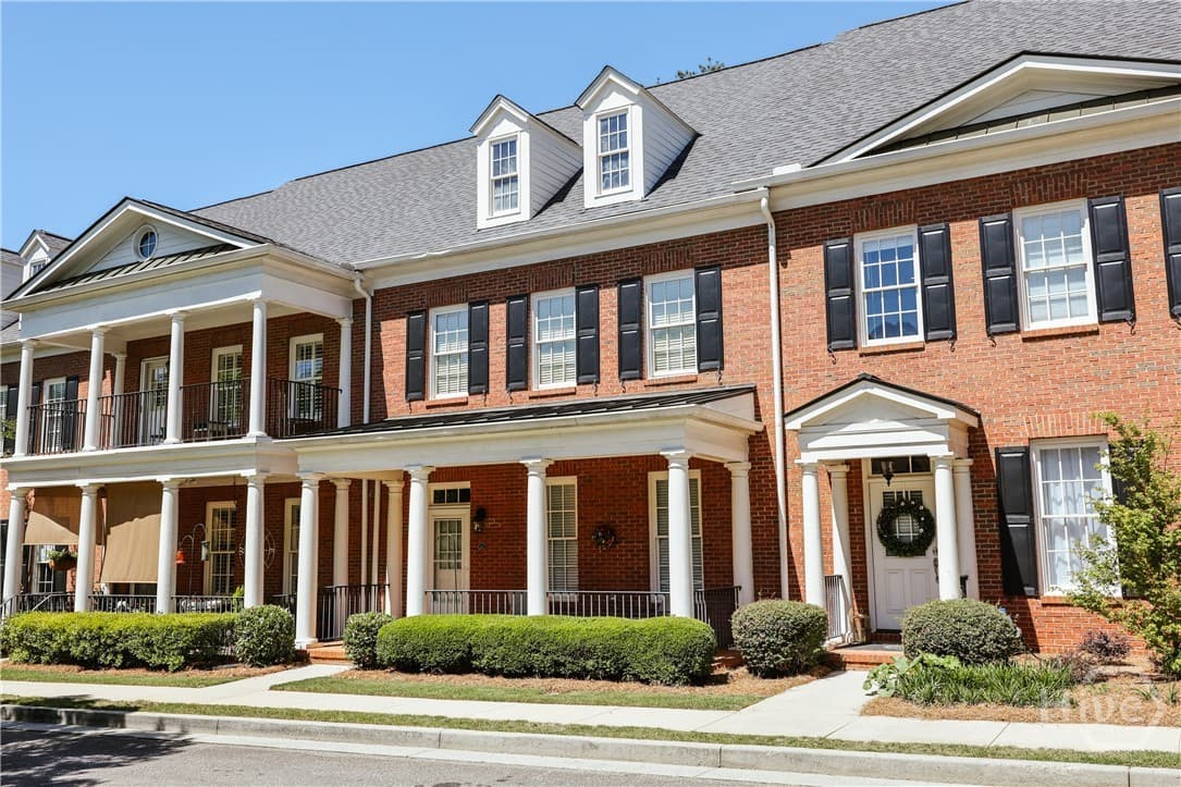 100 Ansonborough Lane 407 - Photo 1