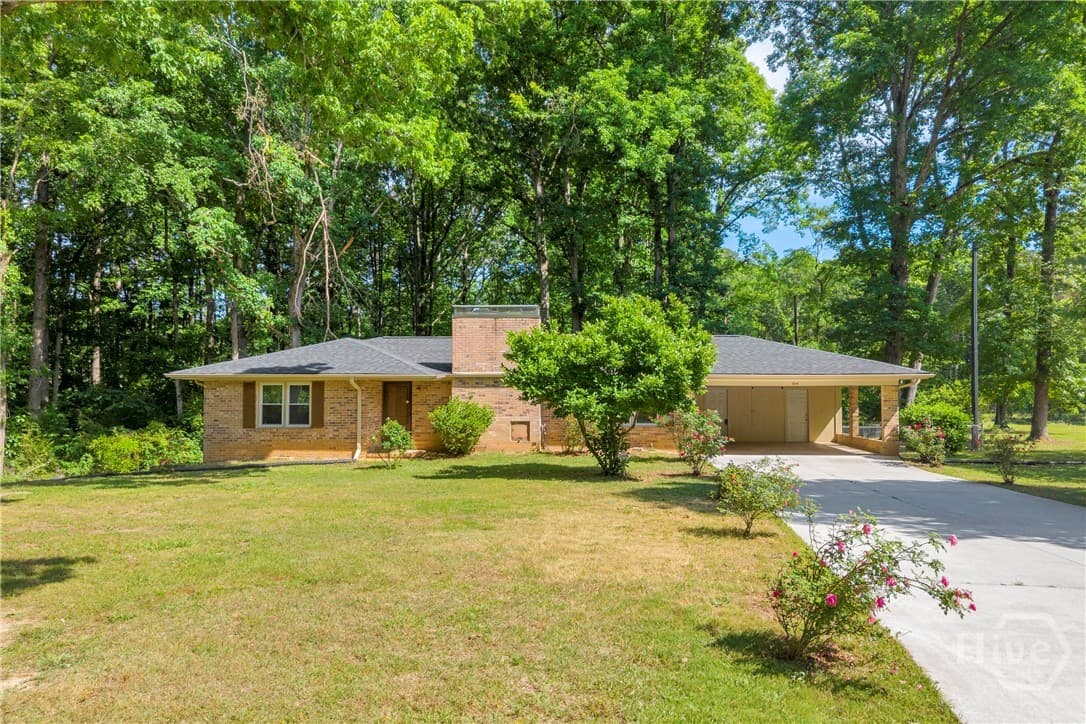 644 Virginia Lane - Photo 1