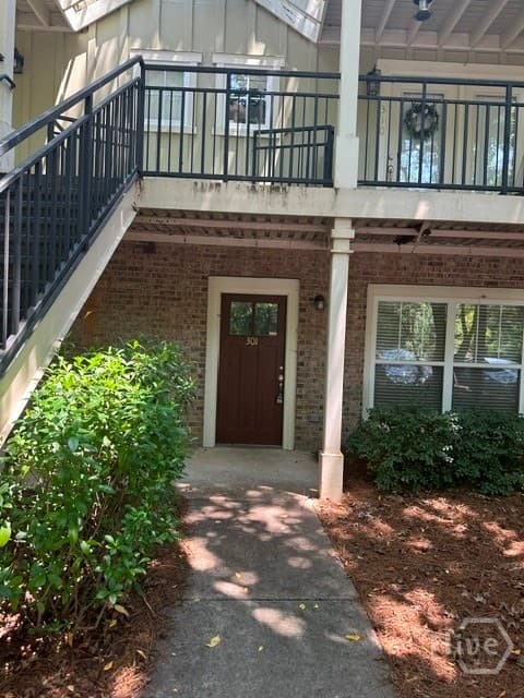 490 Barnett Shoals Road 301 - Photo 1