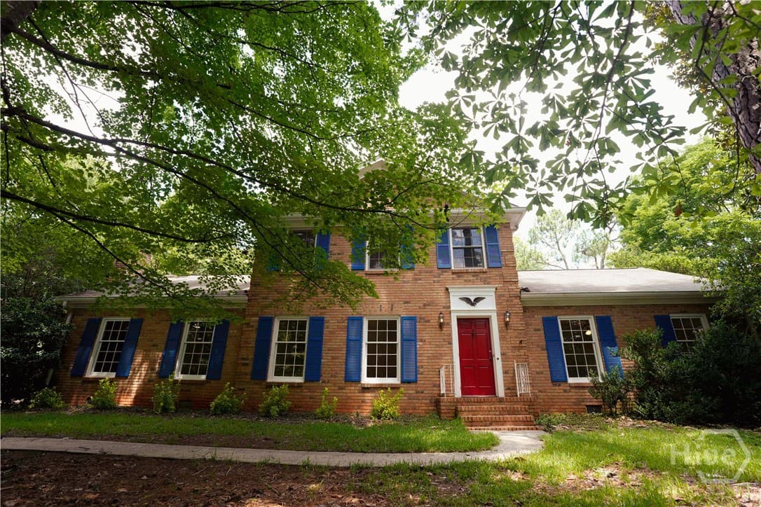 180 Clifton Drive - Photo 1