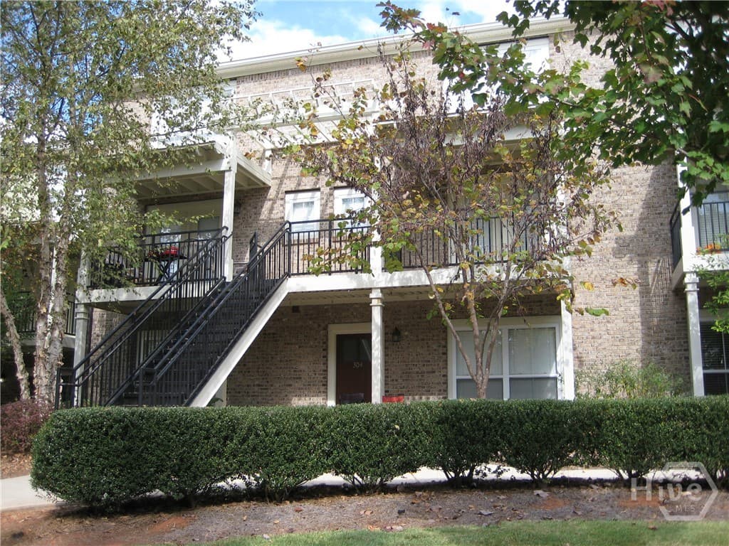490 Barnett Shoals Road 914 - Photo 1