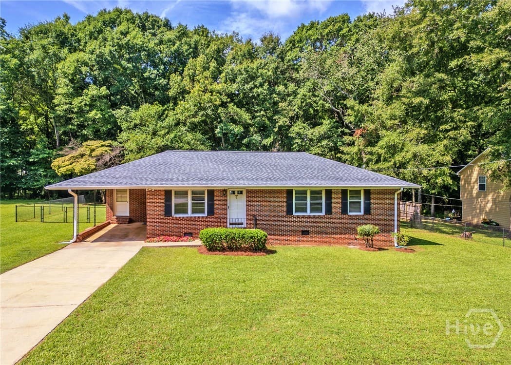 155 Freeman Circle - Photo 1