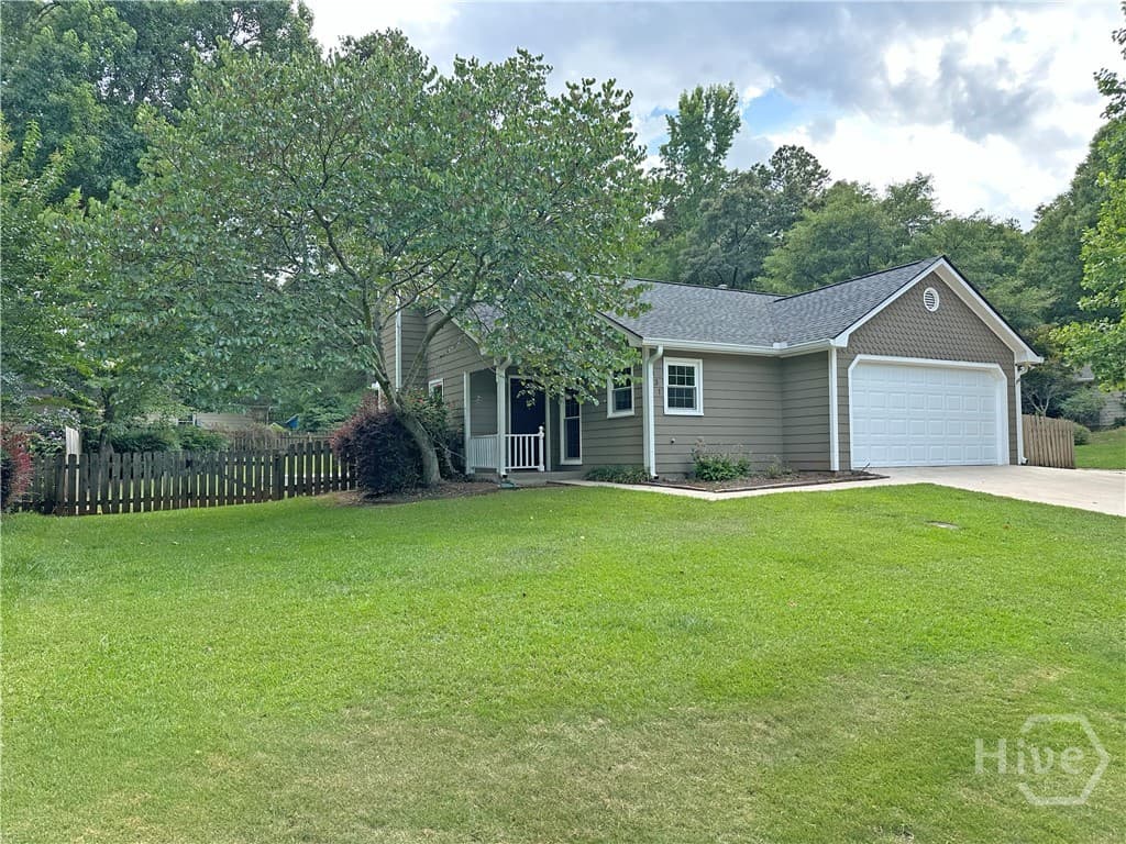 131 Diamond Drive - Photo 1