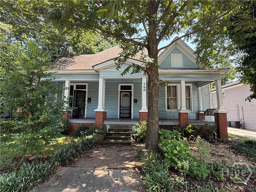 150 Buena Vista Avenue 1