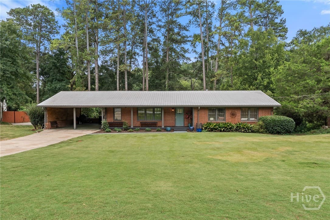535 Riverhill - Photo 1