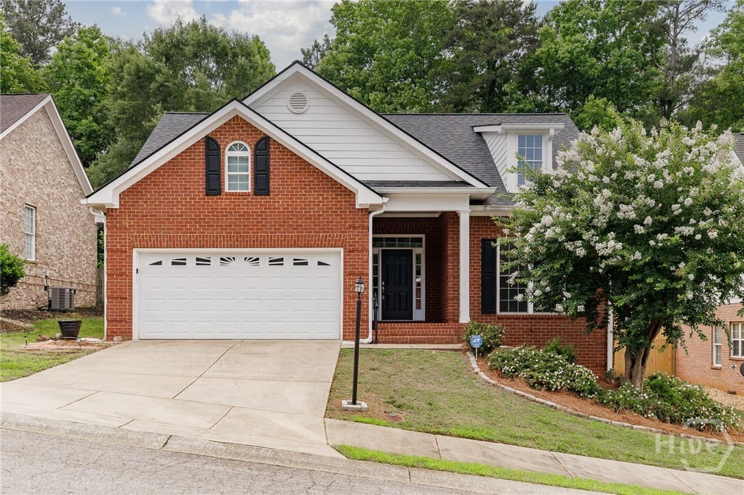 137 Huntington Shoals Drive - Photo 1