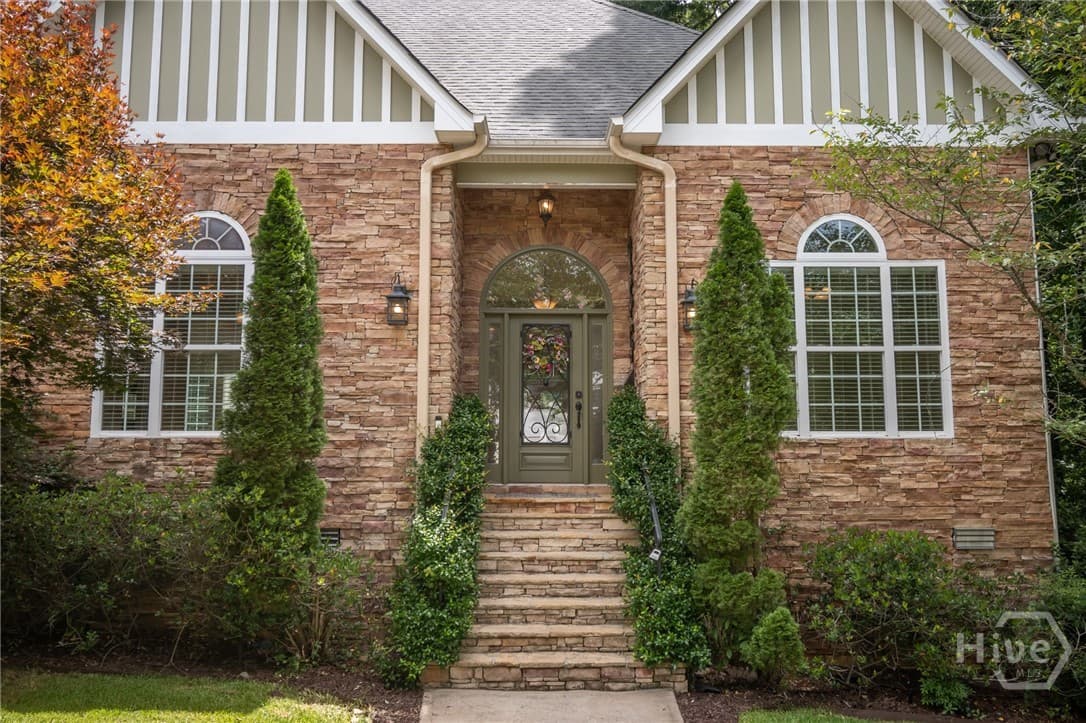 155 Pine Creek Way - Photo 1