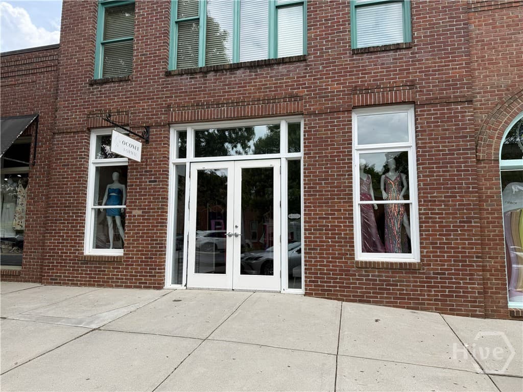 1431 Capital Avenue 107 - Photo 1
