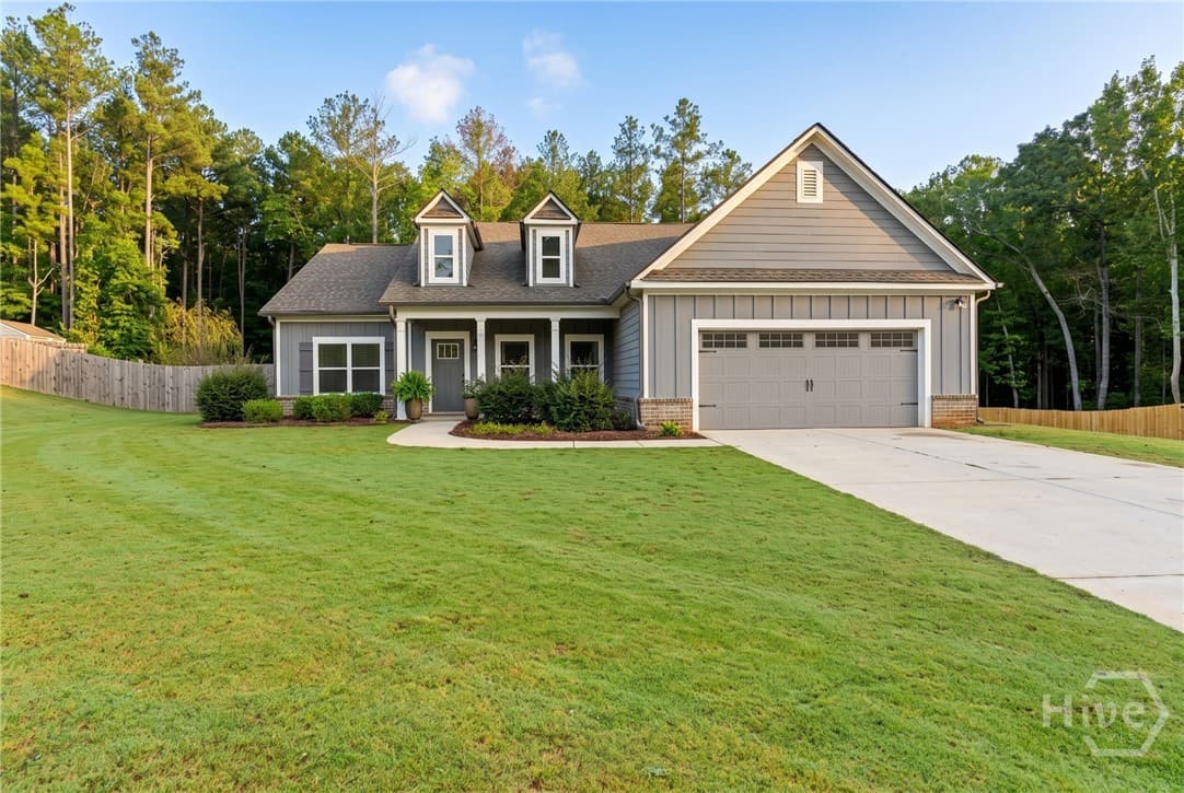 223 Manor Drive - Photo 1
