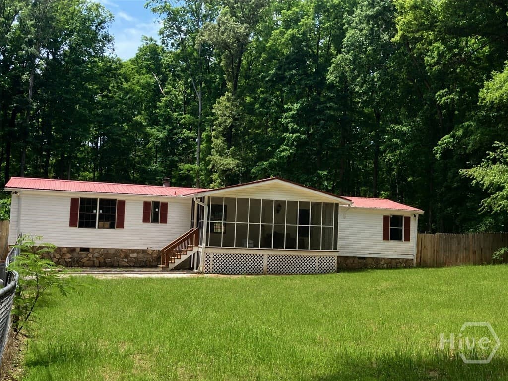 400 W Kellogg Drive - Photo 1