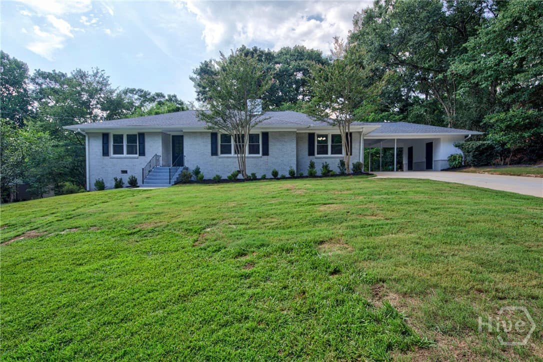 270 Pine Valley Drive