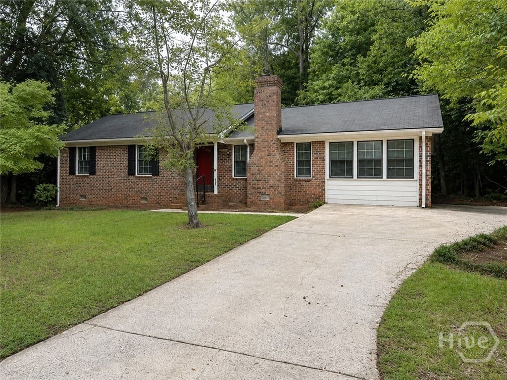 175 Woodberry Court - Photo 1