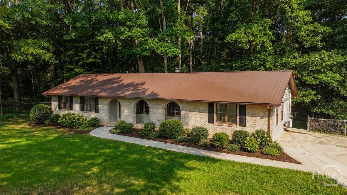 1191 Arrowhead Road - Photo 1