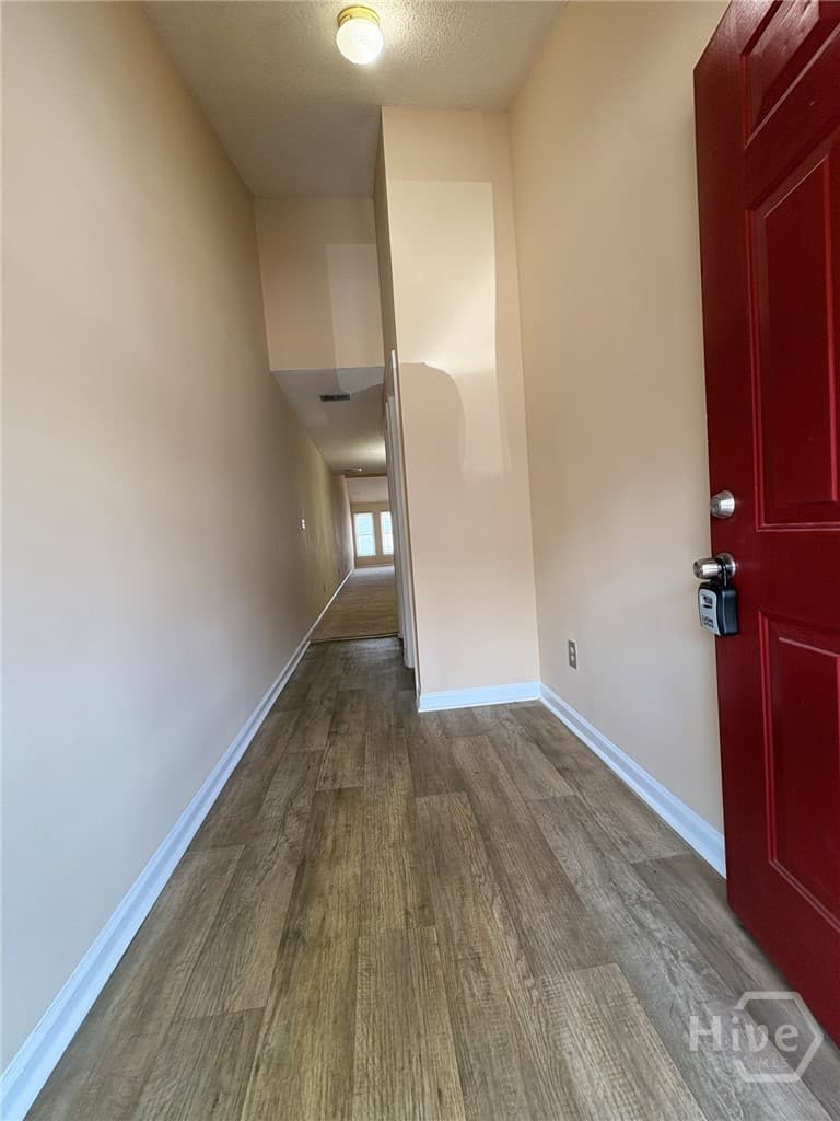 2505 W Broad Street 422 - Photo 1