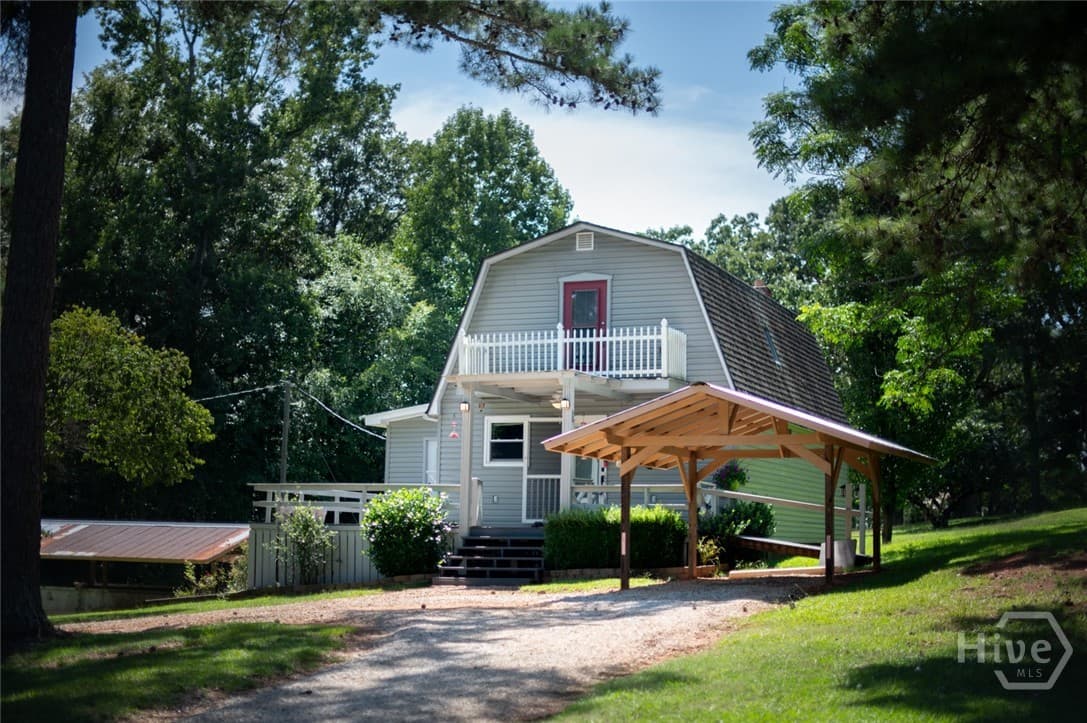 140 October Woods Drive - Photo 1