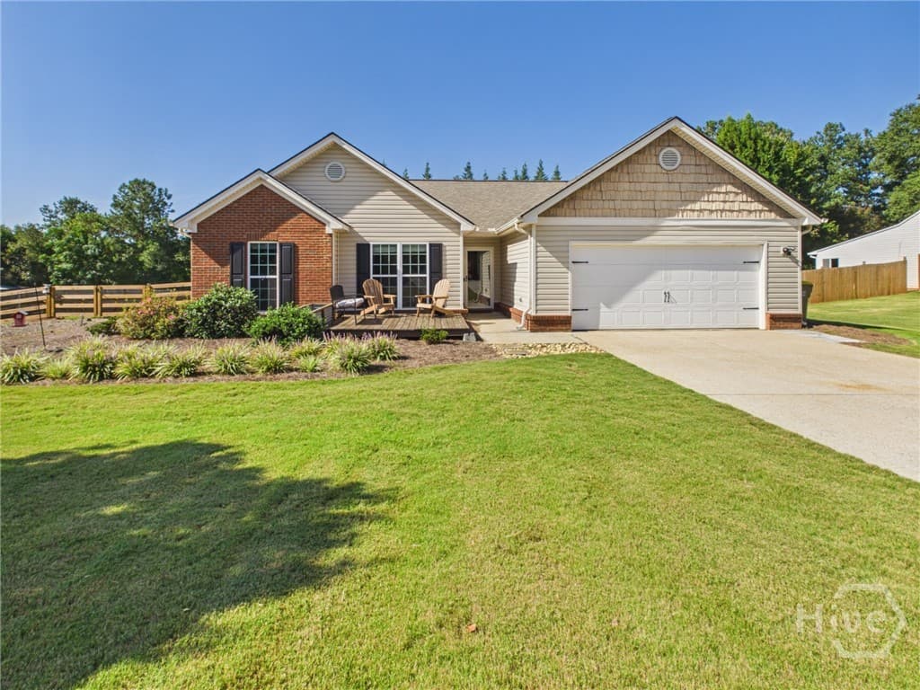 231 Lucas Way