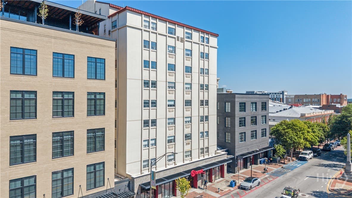 131 Broad Street E 301