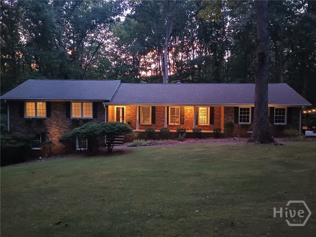 330 Red Fox Run - Photo 1