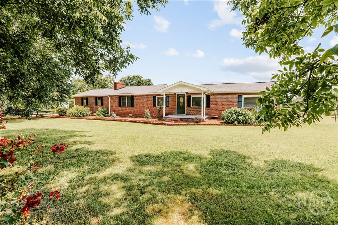 51 Brandon Circle - Photo 1