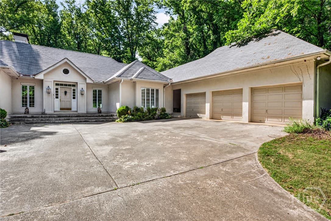 580 Westview Drive