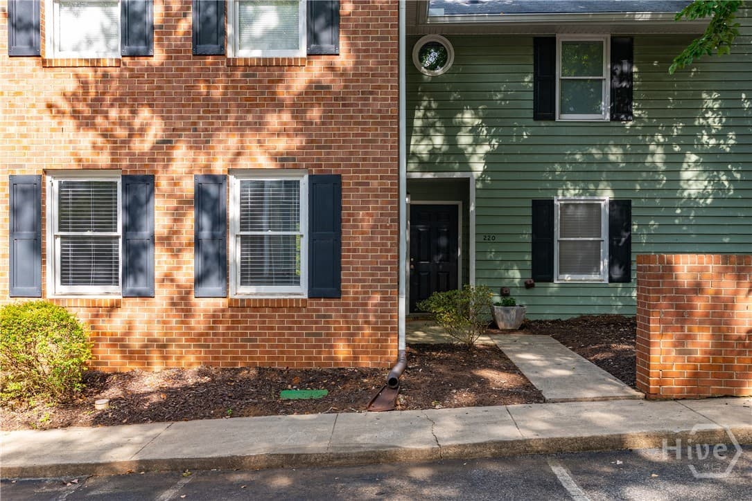 345 Research Drive 220 - Photo 1