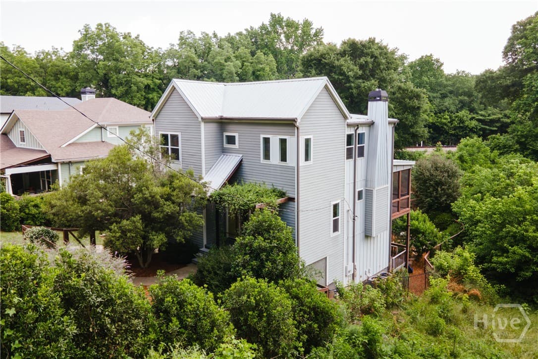 157 Crawford Avenue - Photo 1