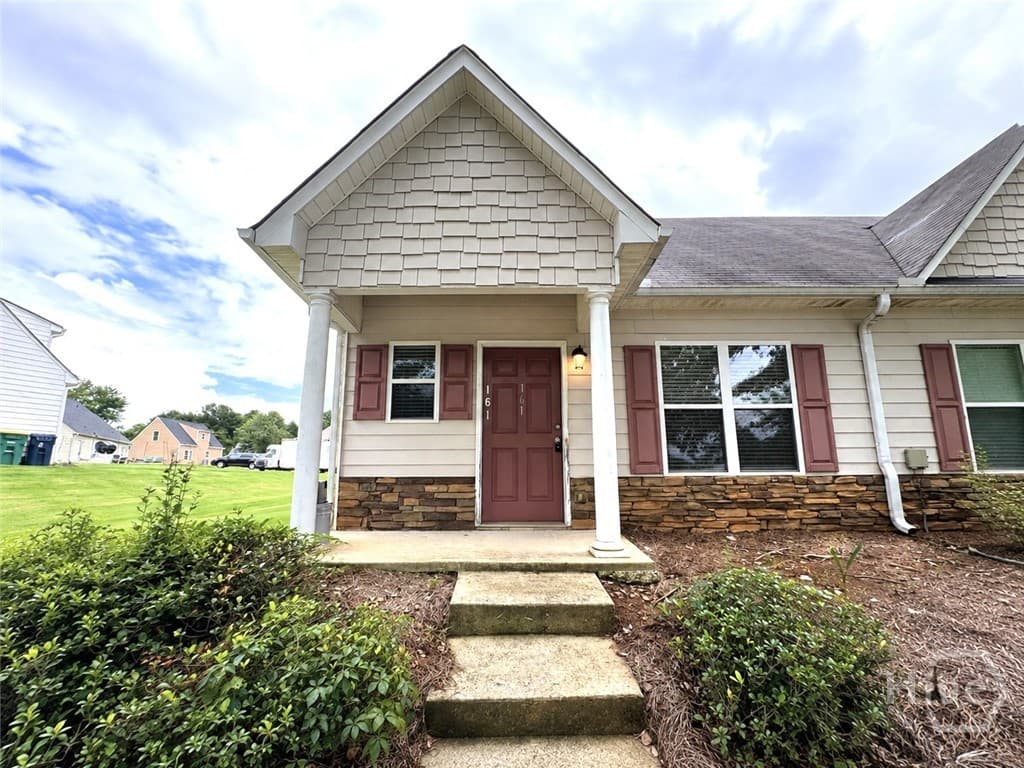 161 Bridgewater Circle - Photo 1