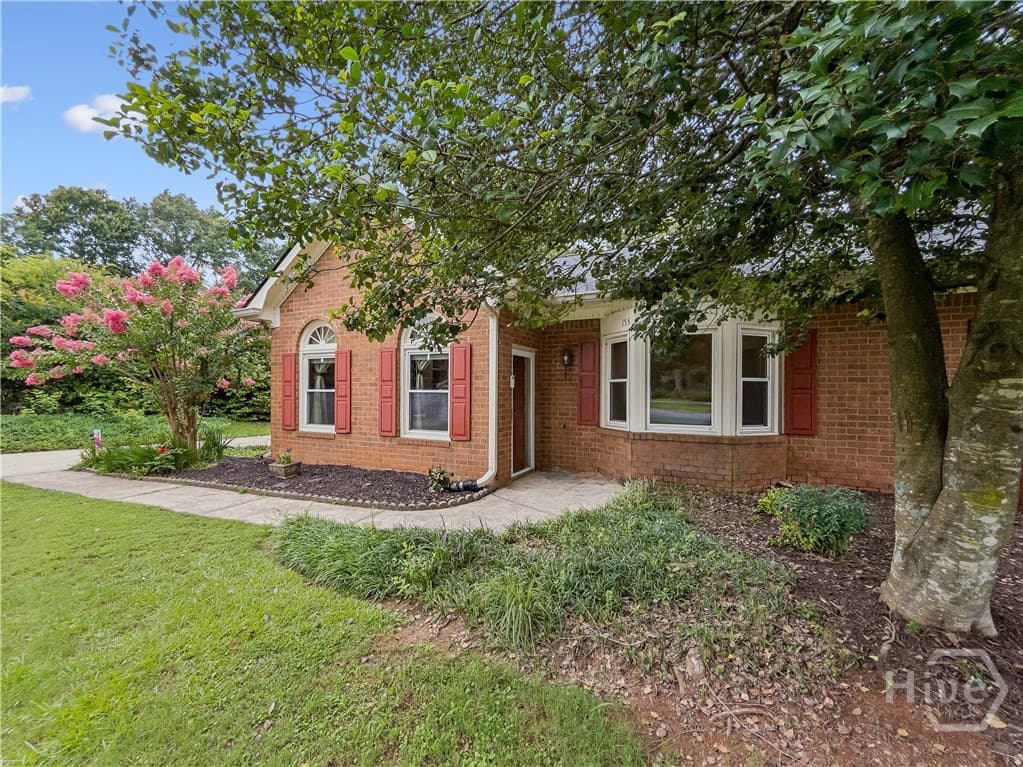 153 Ponderosa Drive